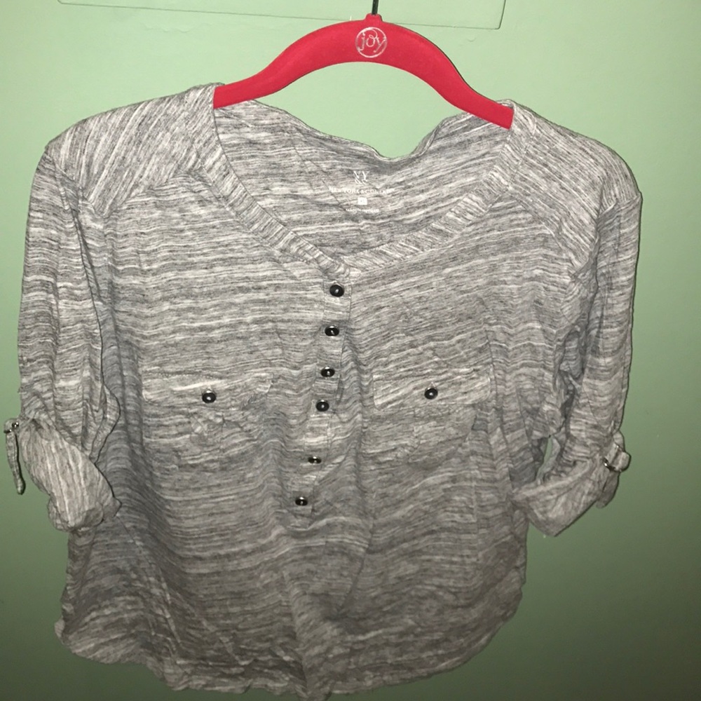 XL grey shirt